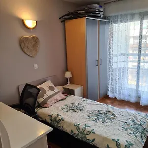 De 11 M2 Avec Balcon Paris