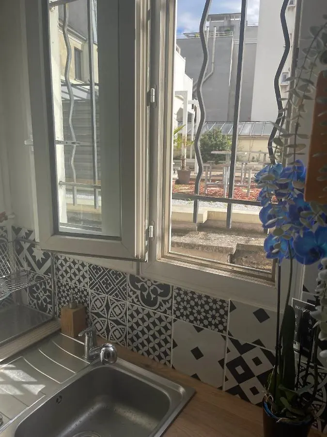 Trendy 2 Rooms Paris 13 France